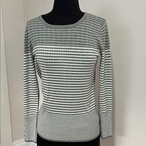 Liz Claiborne Gray and White Striped Long Sleeve Top